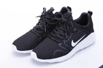 sports shoes